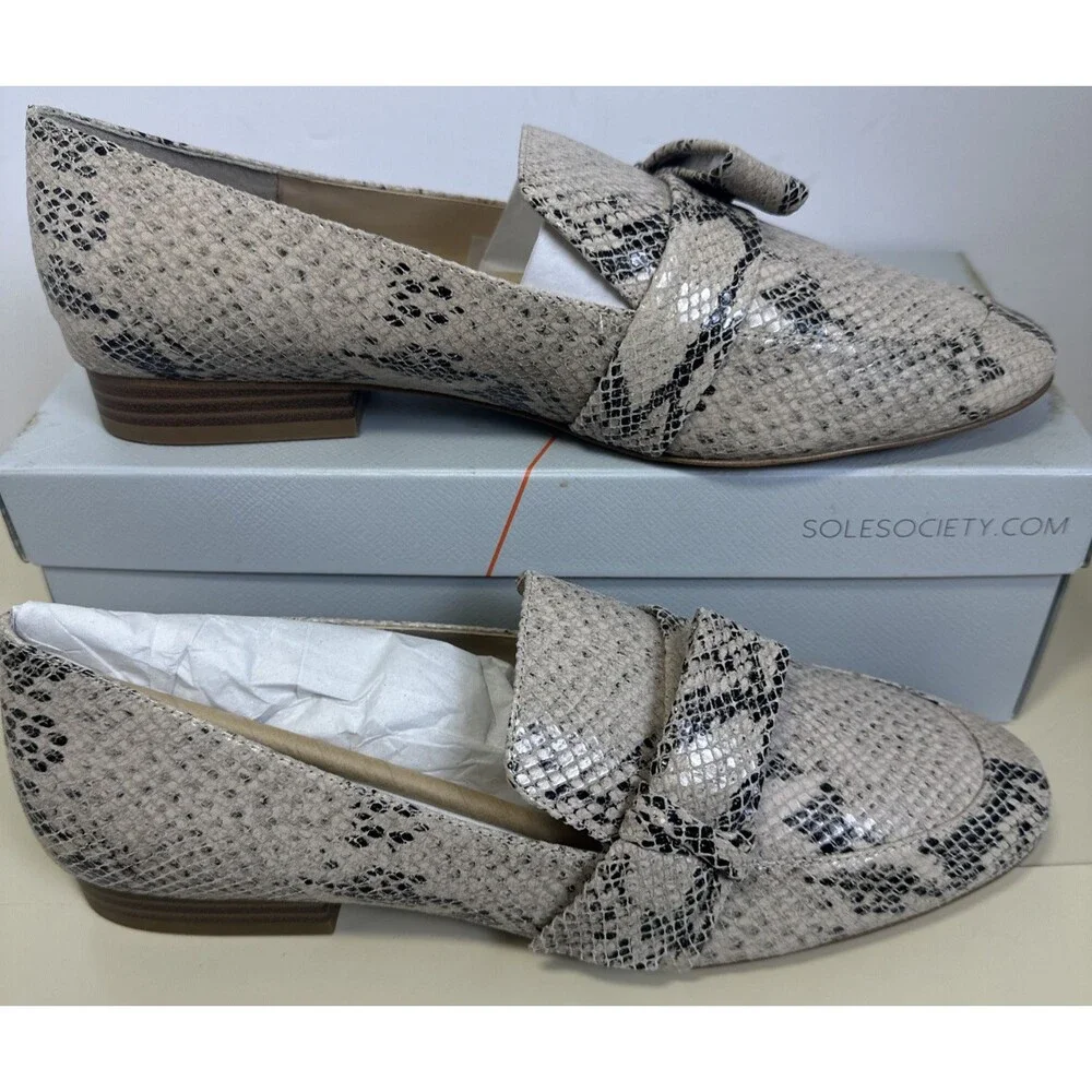 Sole Society Edgy Bold Flat Loafers Tan Snakeskin Size 10 42